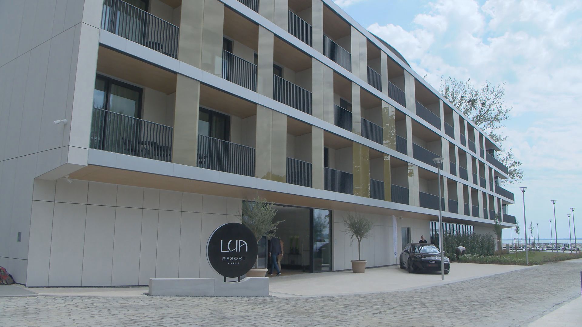 Ötcsillagos hotel nyílt Balatonfüreden